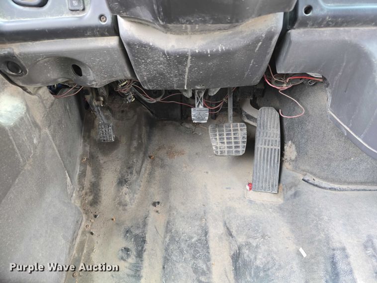 image for item DT6967 2011 Thomas Built Buses Saf-T-Liner school bus