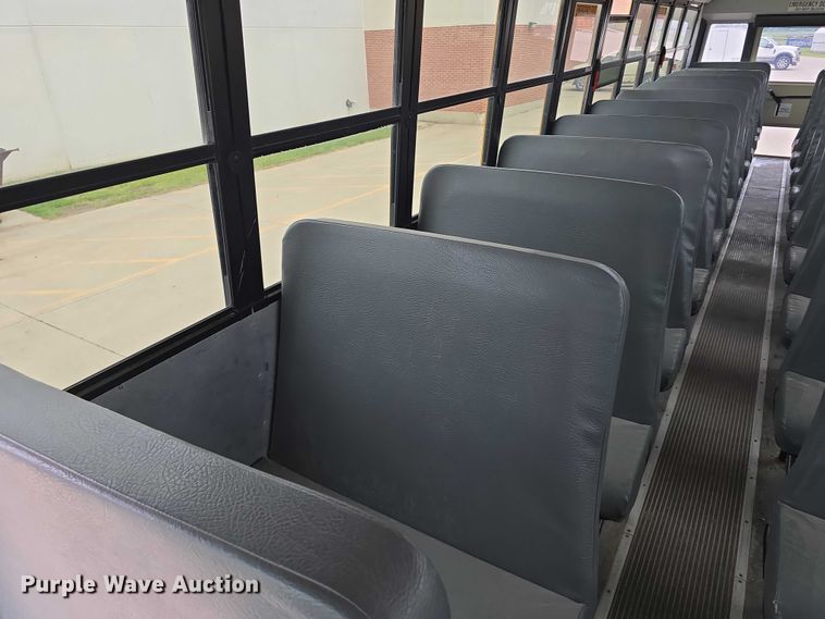 image for item DT6967 2011 Thomas Built Buses Saf-T-Liner school bus