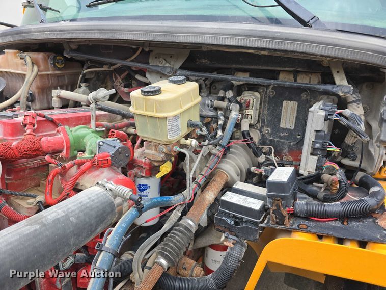 image for item DT6967 2011 Thomas Built Buses Saf-T-Liner school bus