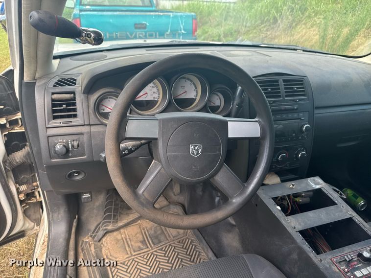 image for item DU9306 2010 Dodge Charger 