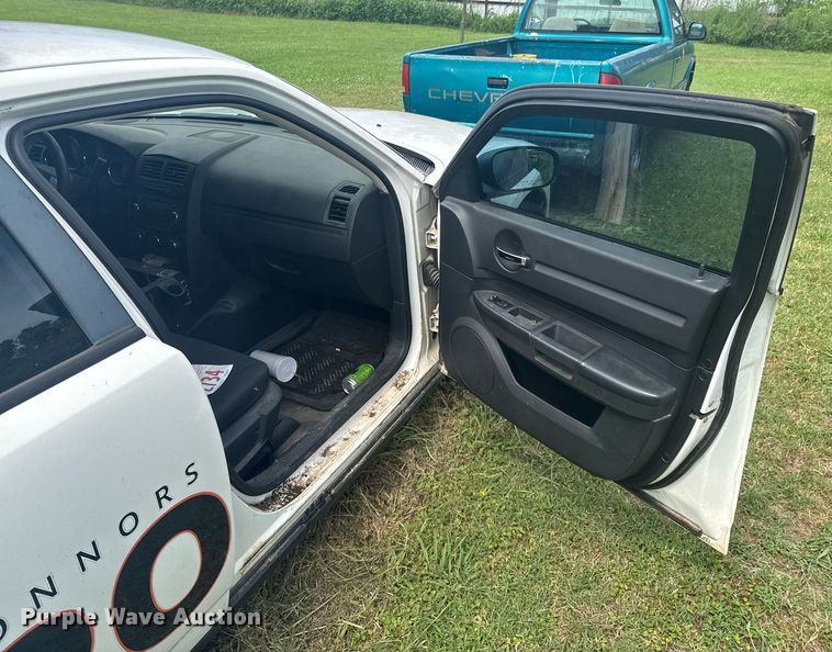 image for item DU9306 2010 Dodge Charger 