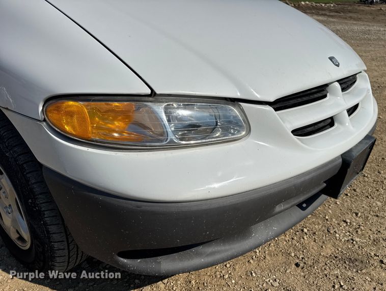 image for item DW3402 2000 Dodge Grand Caravan van