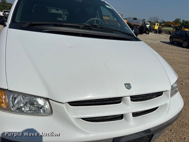 image for item DW3402 2000 Dodge Grand Caravan van