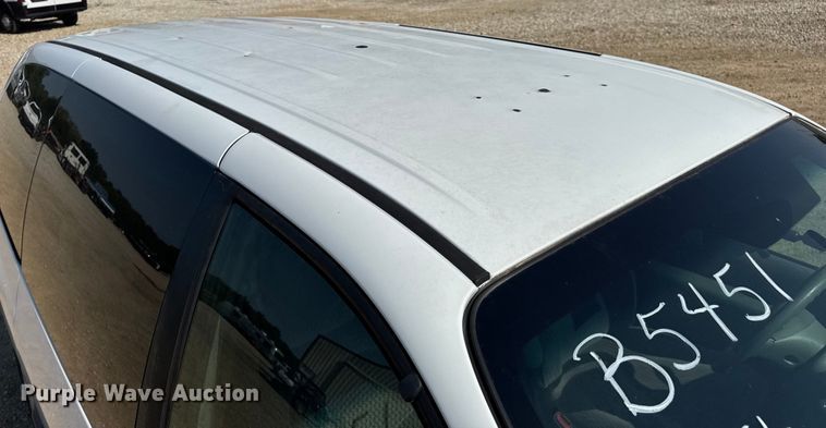 image for item DW3402 2000 Dodge Grand Caravan van