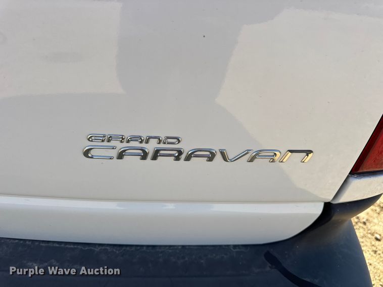 image for item DW3402 2000 Dodge Grand Caravan van