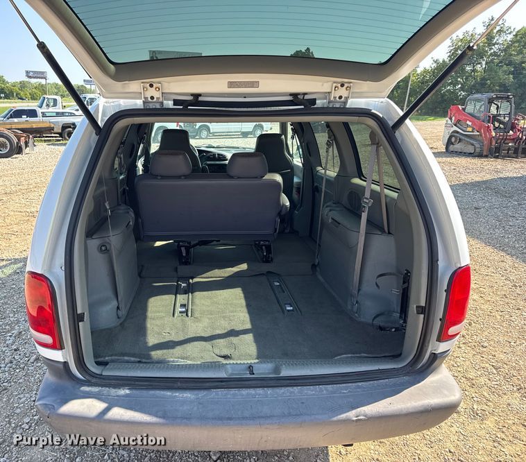 image for item DW3402 2000 Dodge Grand Caravan van