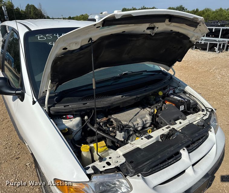 image for item DW3402 2000 Dodge Grand Caravan van