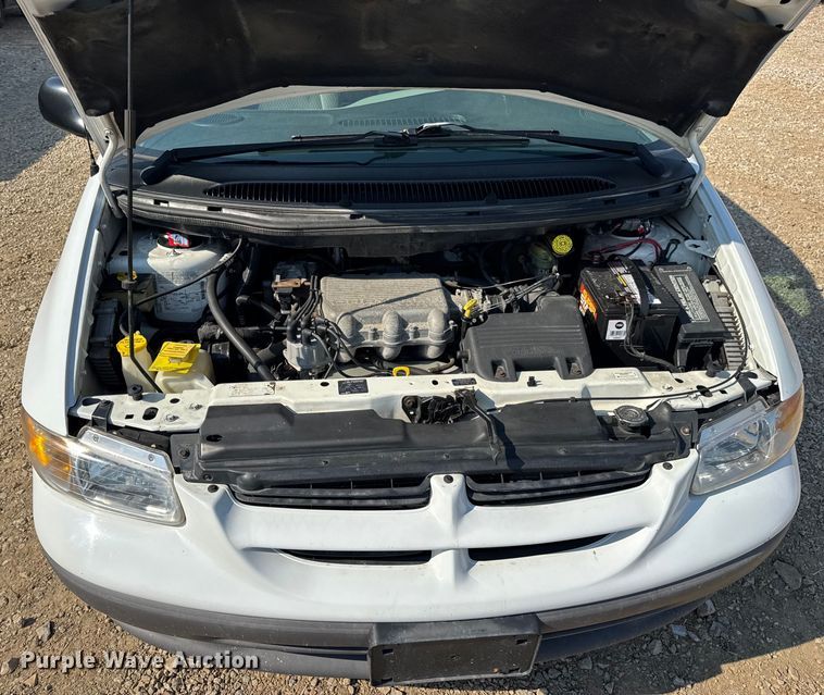 image for item DW3402 2000 Dodge Grand Caravan van