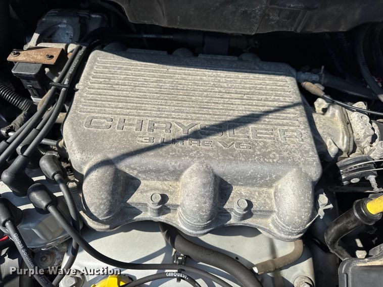 image for item DW3402 2000 Dodge Grand Caravan van