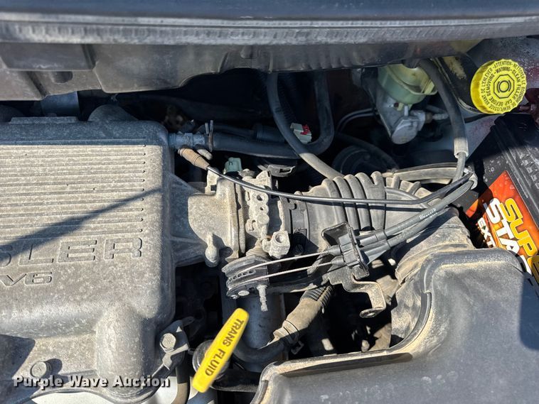 image for item DW3402 2000 Dodge Grand Caravan van