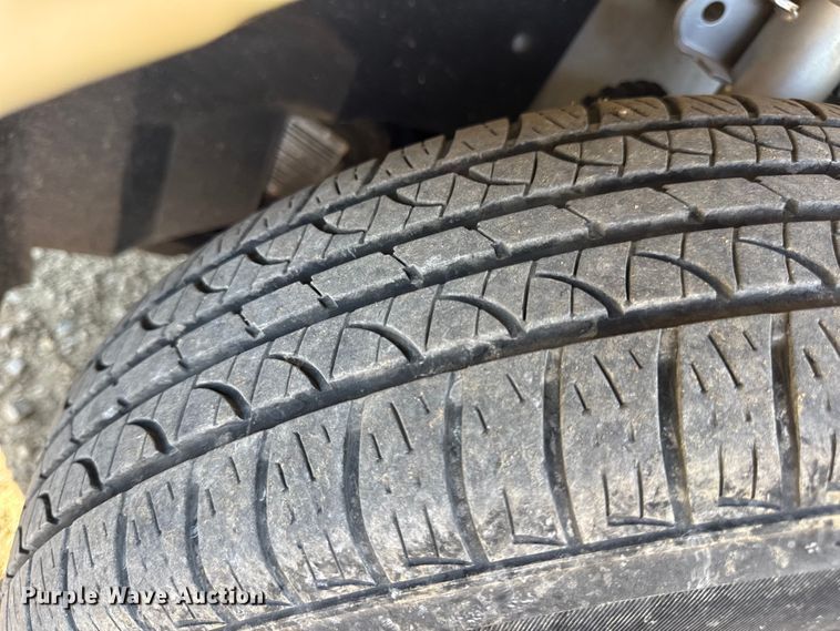 image for item DW3402 2000 Dodge Grand Caravan van