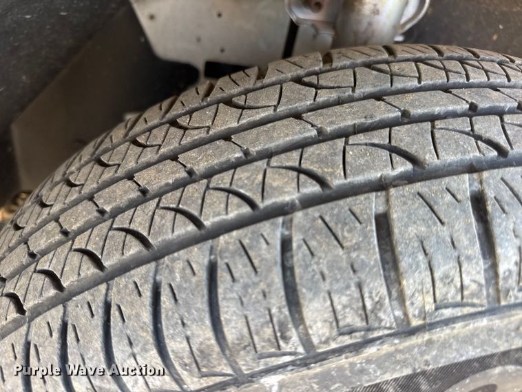 image for item DW3402 2000 Dodge Grand Caravan van