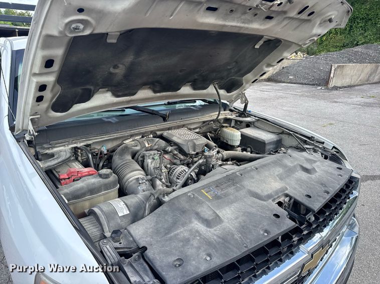 image for item DW3424 2007 Chevrolet Silverado 2500HD utility bed pickup truck