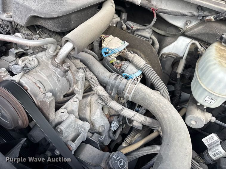 image for item DW3424 2007 Chevrolet Silverado 2500HD utility bed pickup truck