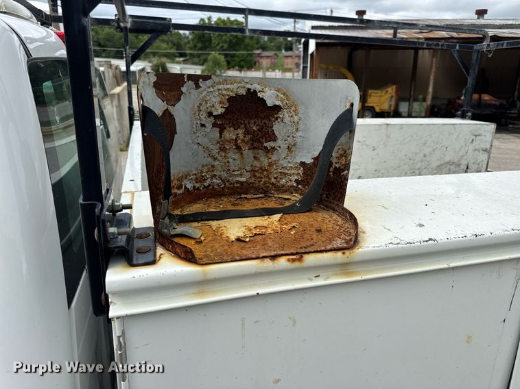 image for item DW3425 2007 Chevrolet Silverado 2500HD utility bed pickup truck