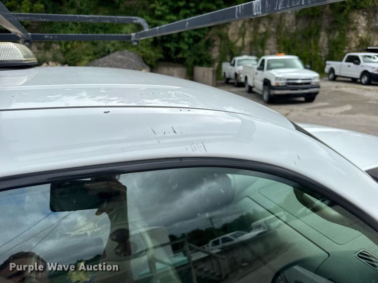 image for item DW3425 2007 Chevrolet Silverado 2500HD utility bed pickup truck