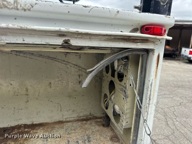 image for item DW3425 2007 Chevrolet Silverado 2500HD utility bed pickup truck