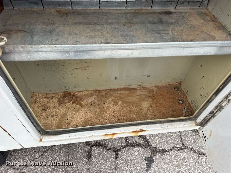 image for item DW3425 2007 Chevrolet Silverado 2500HD utility bed pickup truck