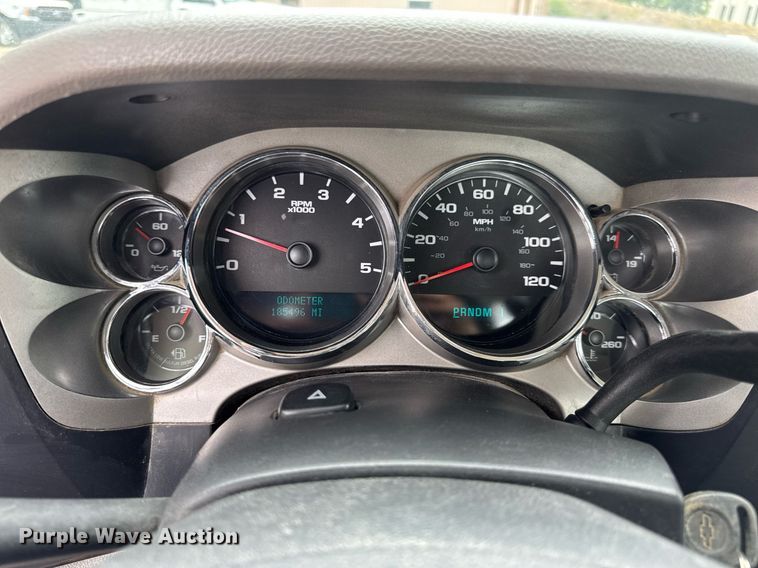 image for item DW3425 2007 Chevrolet Silverado 2500HD utility bed pickup truck