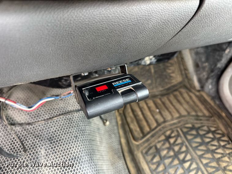 image for item DW3425 2007 Chevrolet Silverado 2500HD utility bed pickup truck