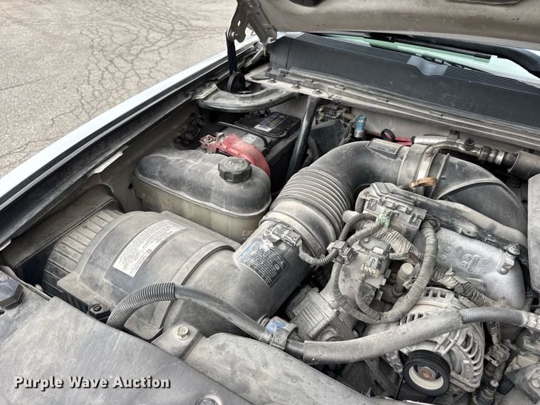 image for item DW3425 2007 Chevrolet Silverado 2500HD utility bed pickup truck