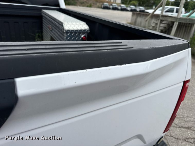 image for item DW3426 2018 Ford F150 SuperCab pickup truck