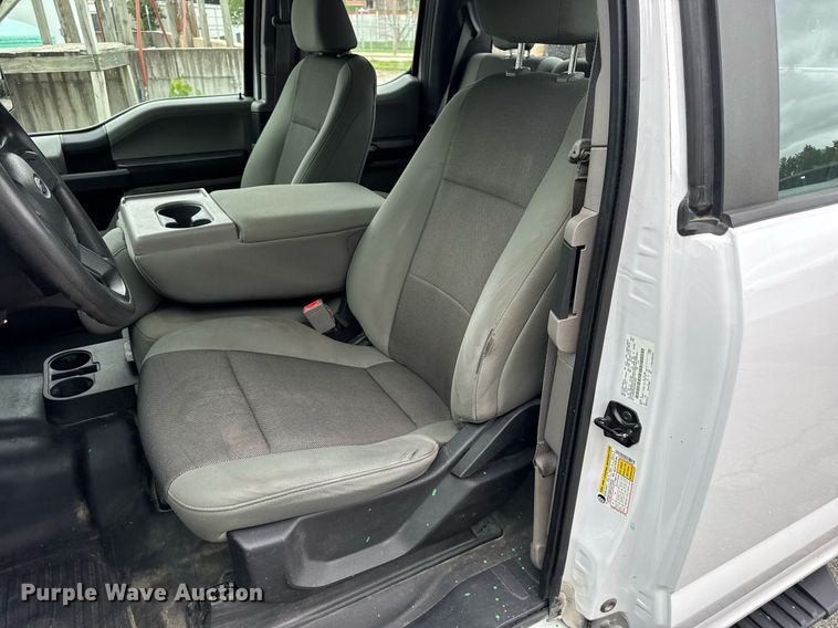 image for item DW3426 2018 Ford F150 SuperCab pickup truck