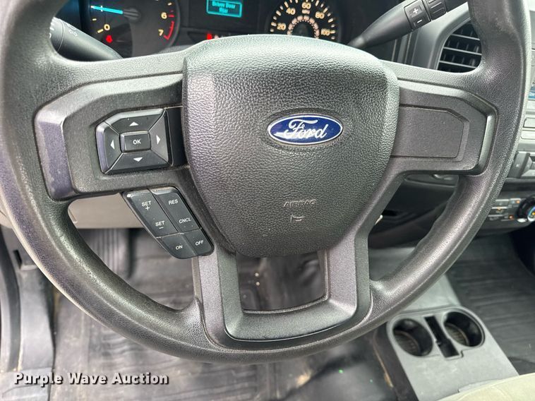 image for item DW3426 2018 Ford F150 SuperCab pickup truck