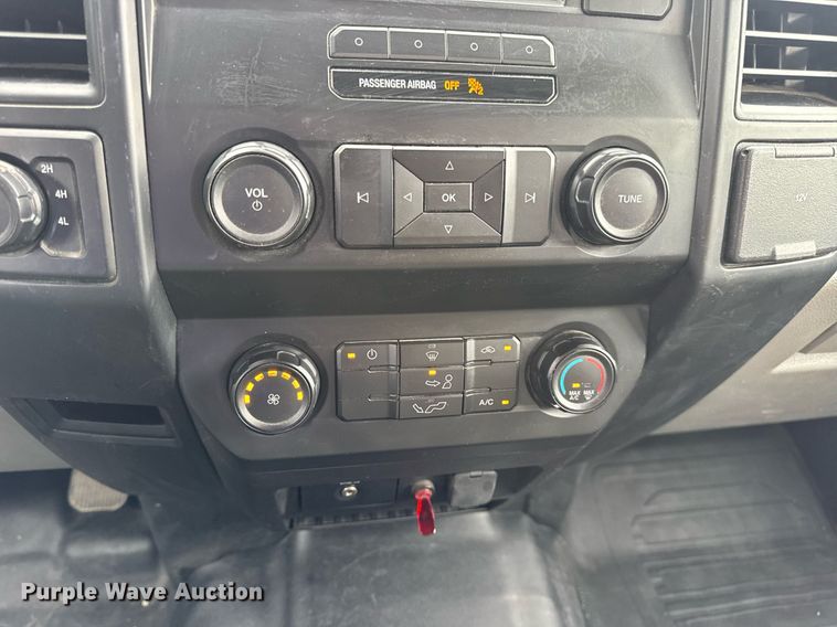 image for item DW3426 2018 Ford F150 SuperCab pickup truck