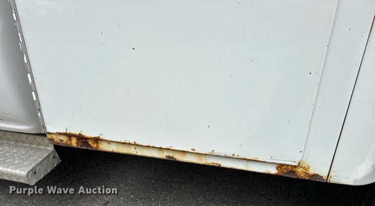 image for item DW3427 2006 Chevrolet Silverado 2500HD utility bed pickup truck