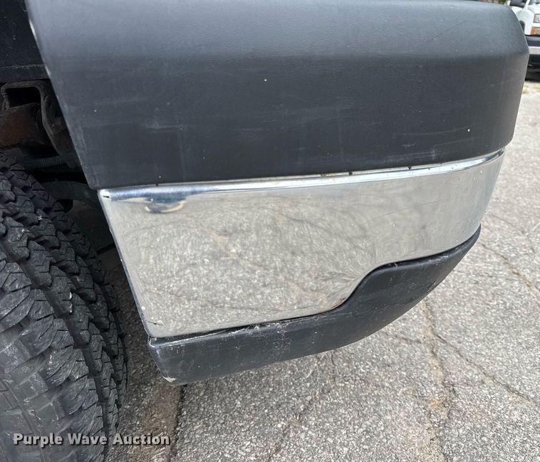 image for item DW3427 2006 Chevrolet Silverado 2500HD utility bed pickup truck