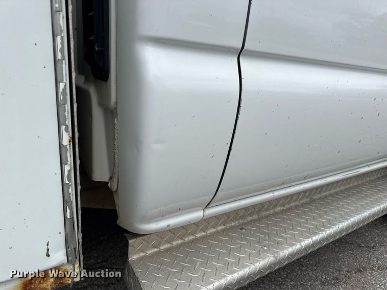 image for item DW3427 2006 Chevrolet Silverado 2500HD utility bed pickup truck