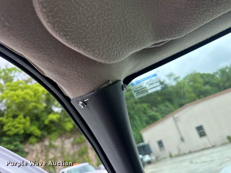 image for item DW3427 2006 Chevrolet Silverado 2500HD utility bed pickup truck