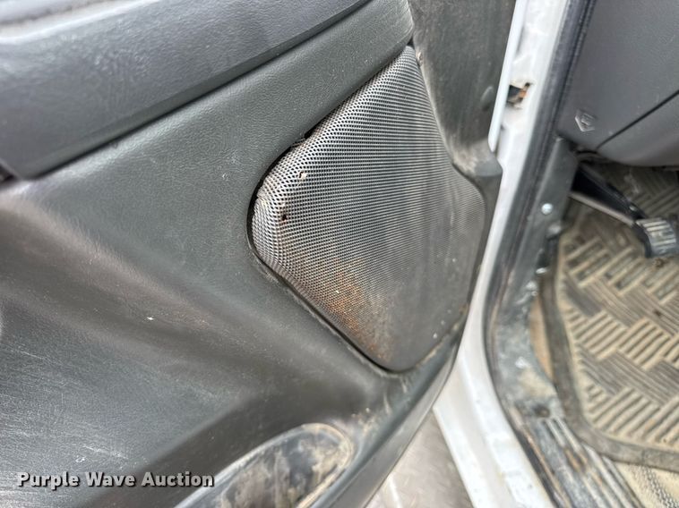 image for item DW3427 2006 Chevrolet Silverado 2500HD utility bed pickup truck