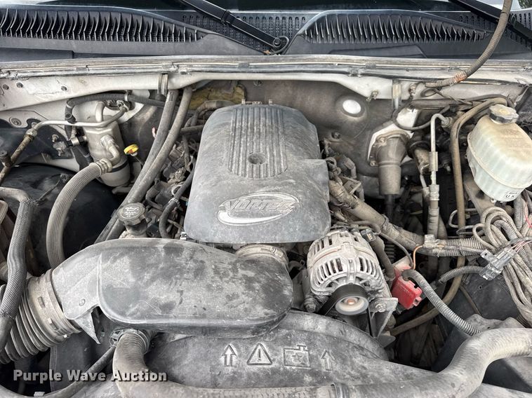 image for item DW3427 2006 Chevrolet Silverado 2500HD utility bed pickup truck