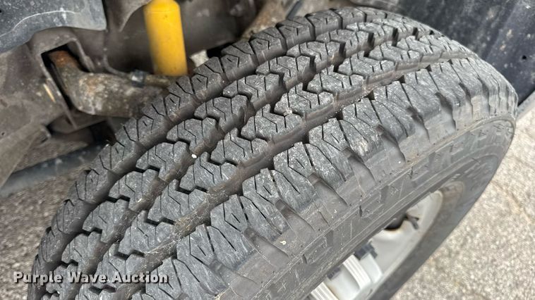 image for item DW3427 2006 Chevrolet Silverado 2500HD utility bed pickup truck