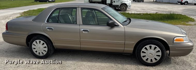 image for item DW3429 2008 Ford Crown Victoria Police Interceptor 