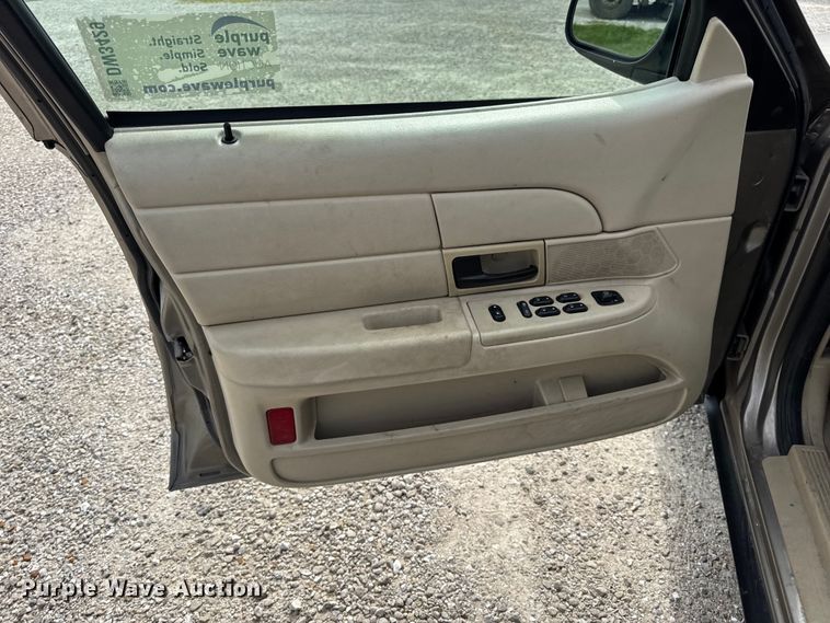 image for item DW3429 2008 Ford Crown Victoria Police Interceptor 