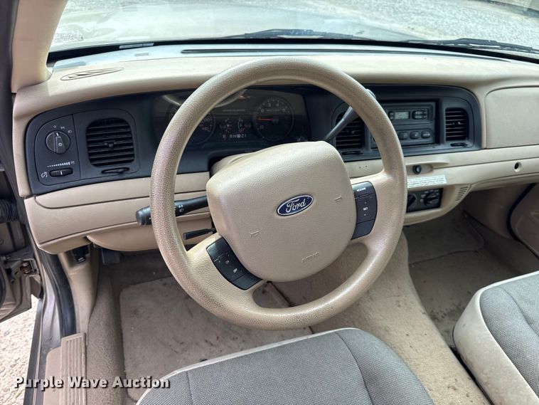 image for item DW3429 2008 Ford Crown Victoria Police Interceptor 