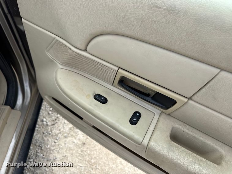 image for item DW3429 2008 Ford Crown Victoria Police Interceptor 