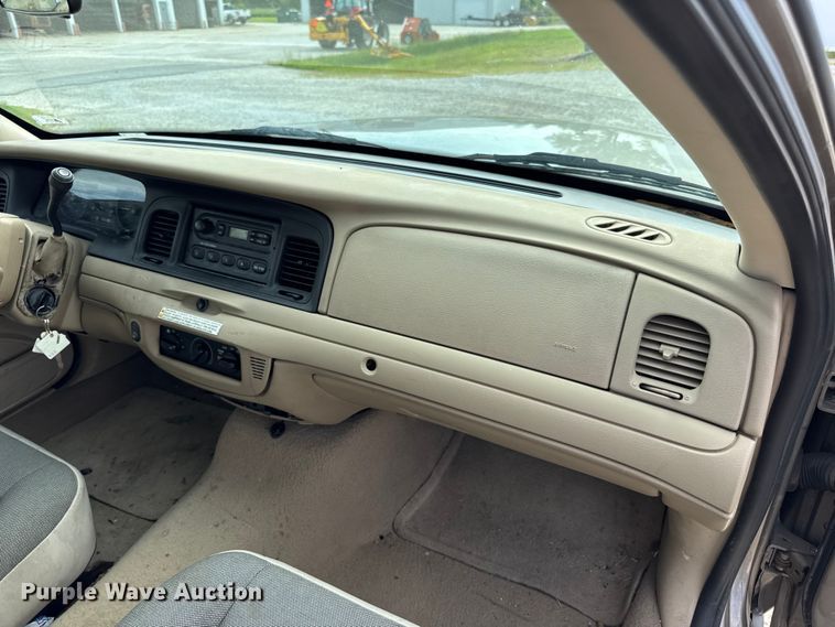 image for item DW3429 2008 Ford Crown Victoria Police Interceptor 