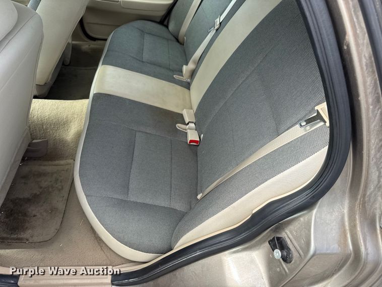 image for item DW3429 2008 Ford Crown Victoria Police Interceptor 