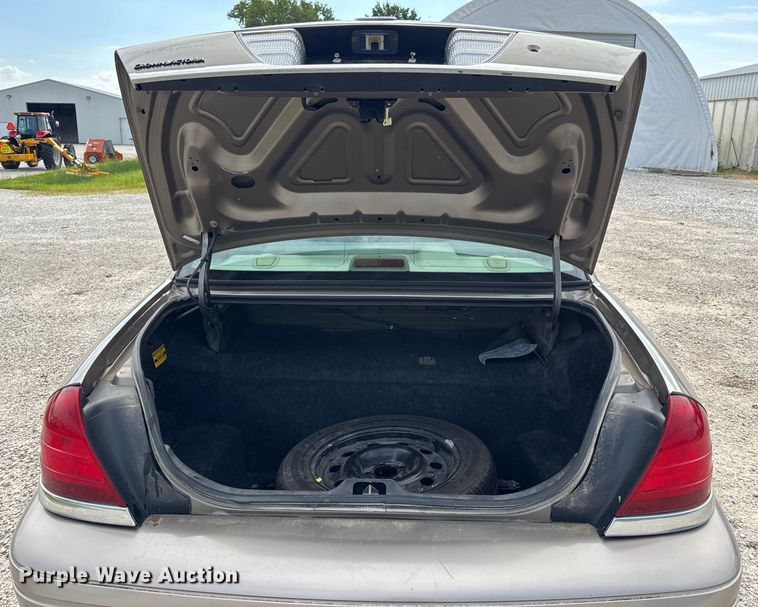 image for item DW3429 2008 Ford Crown Victoria Police Interceptor 