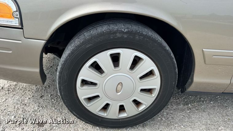 image for item DW3429 2008 Ford Crown Victoria Police Interceptor 