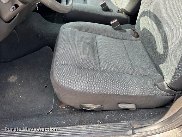 image for item DW3430 2004 Ford Crown Victoria Police Interceptor 