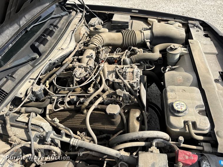 image for item DW3430 2004 Ford Crown Victoria Police Interceptor 