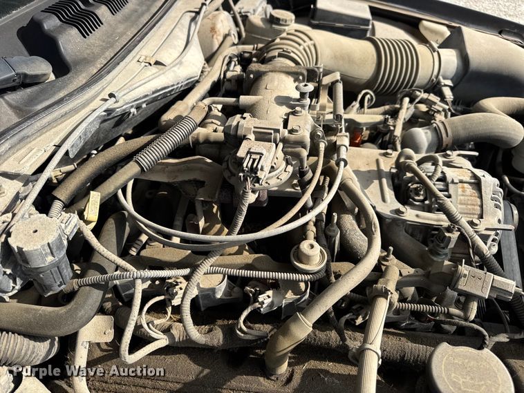 image for item DW3430 2004 Ford Crown Victoria Police Interceptor 