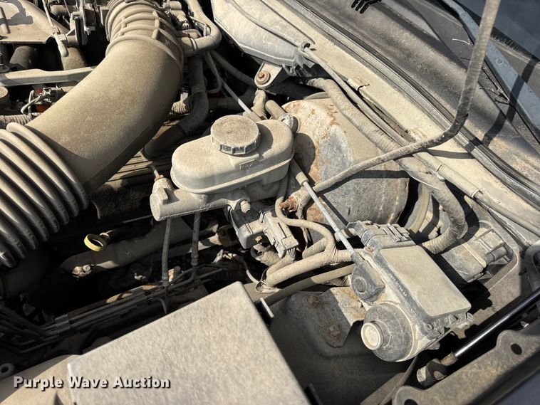 image for item DW3430 2004 Ford Crown Victoria Police Interceptor 