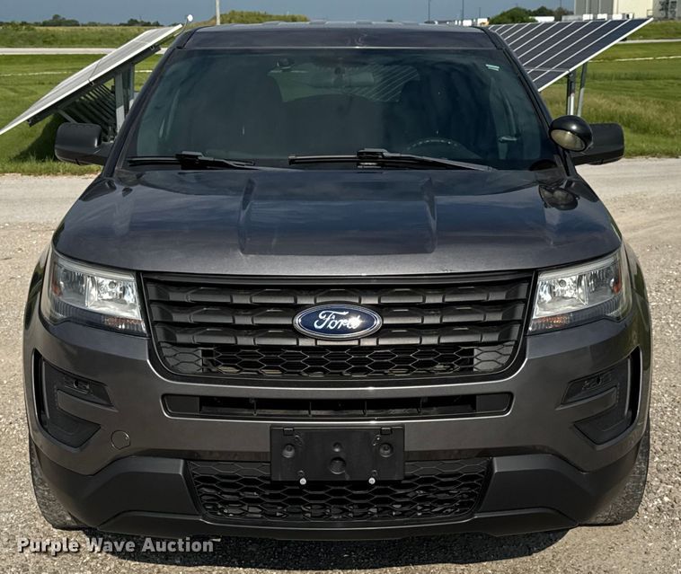 image for item DW3431 2019 Ford Explorer Police Interceptor SUV