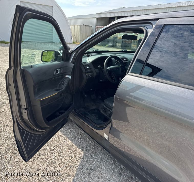 image for item DW3431 2019 Ford Explorer Police Interceptor SUV